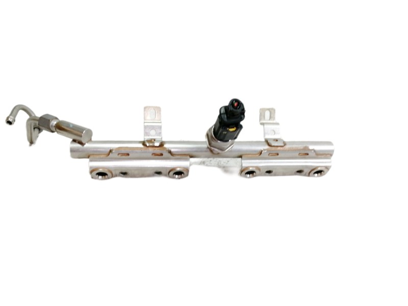 Recambio de rampa inyectora para peugeot 3008 gt line referencia OEM IAM 9675330380  