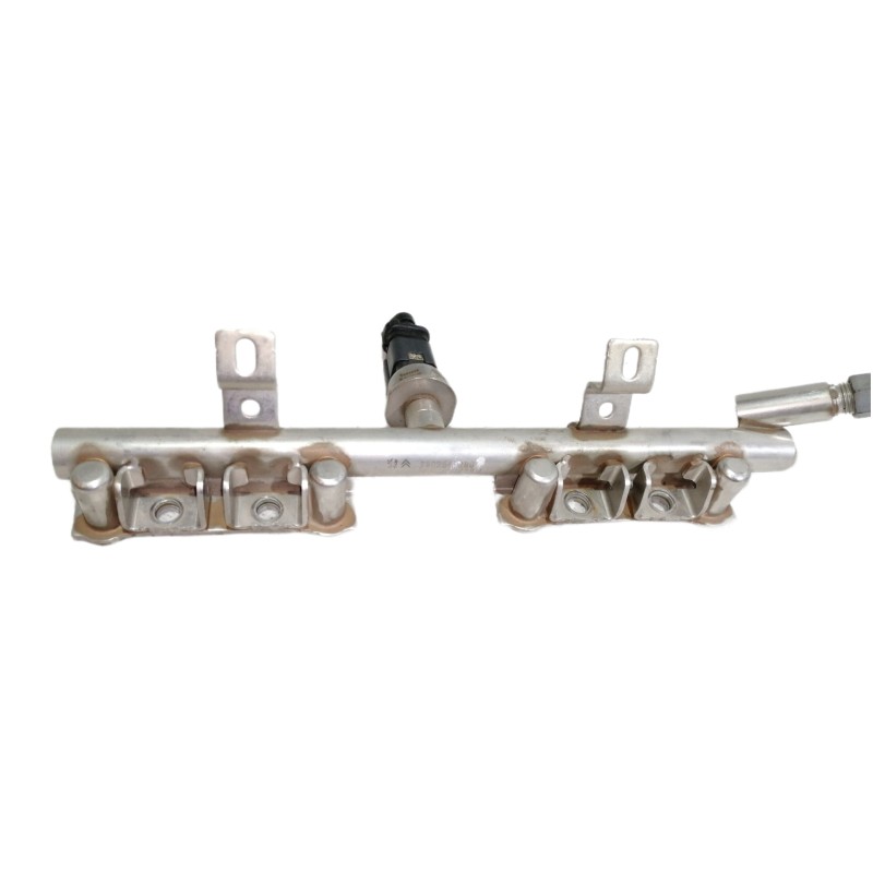 Recambio de rampa inyectora para peugeot 3008 gt line referencia OEM IAM 9675330380  