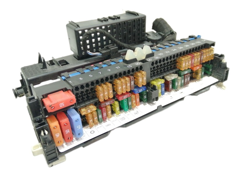 Recambio de caja reles / fusibles para bmw x3 (e83) 2.0d referencia OEM IAM 8364542 0074277535K / 0074277535 MR20060831