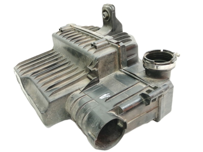 Recambio de filtro aire para peugeot 208 active referencia OEM IAM 9670851880  