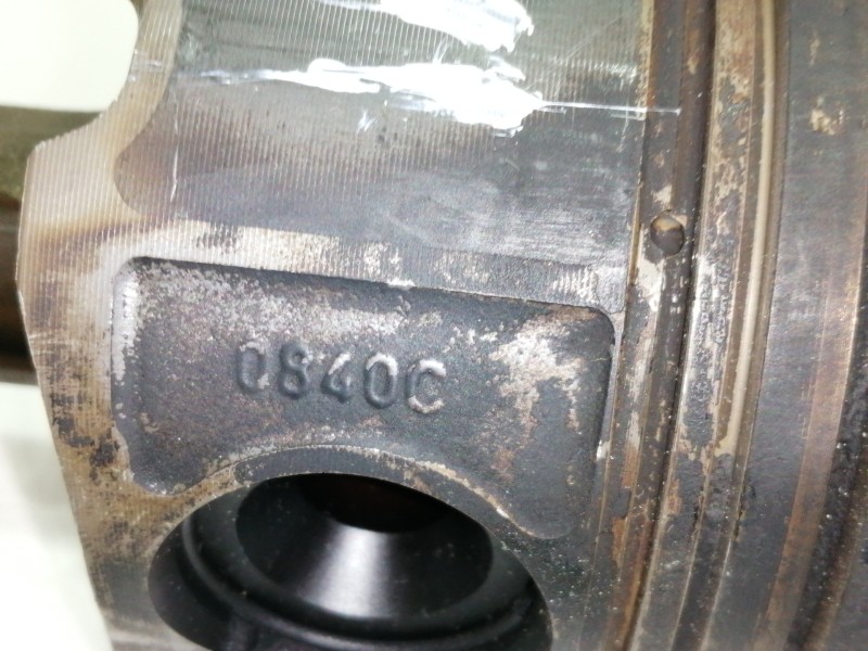 Recambio de piston para bmw x3 (e83) 2.0d referencia OEM IAM 0840C  