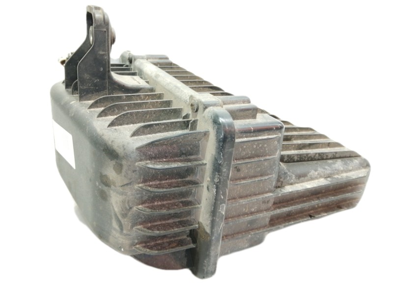 Recambio de filtro aire para peugeot 208 active referencia OEM IAM 9670851880  