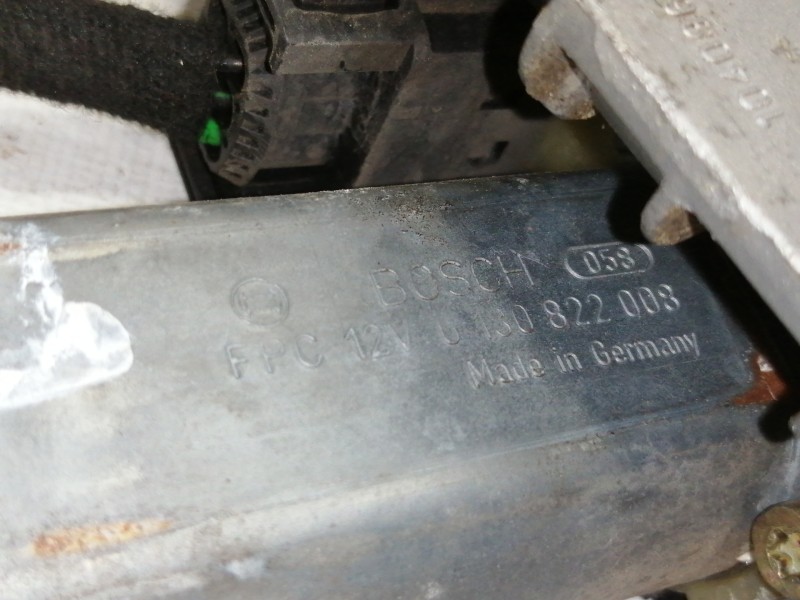 Recambio de elevalunas trasero izquierdo para mercedes-benz clase c (w203) berlina 200 cdi (203.004) referencia OEM IAM 104048XX