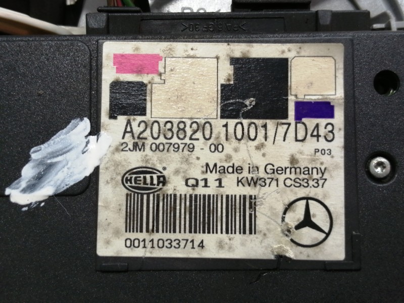 Recambio de luz interior para mercedes-benz clase c (w203) berlina 200 cdi (203.004) referencia OEM IAM A2038201001  