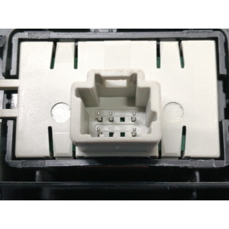 Recambio de moldura para dacia sandero stepway ambiance referencia OEM IAM 275009384R  CARCASA SALPICADERO