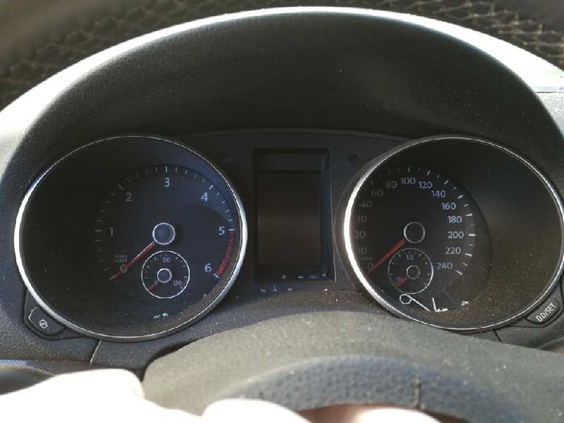 Recambio de cuadro instrumentos para volkswagen golf vi (5k1) advance referencia OEM IAM 5K0920870E  