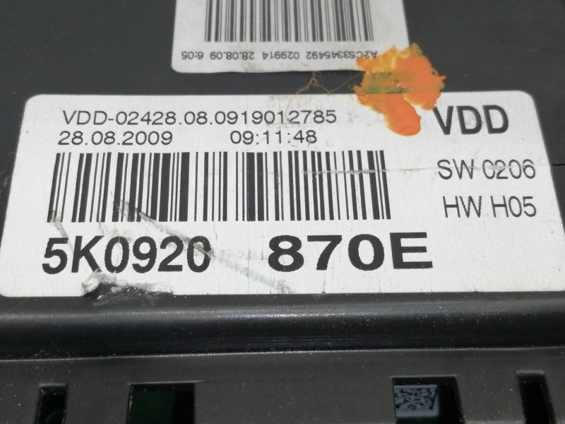 Recambio de cuadro instrumentos para volkswagen golf vi (5k1) advance referencia OEM IAM 5K0920870E  
