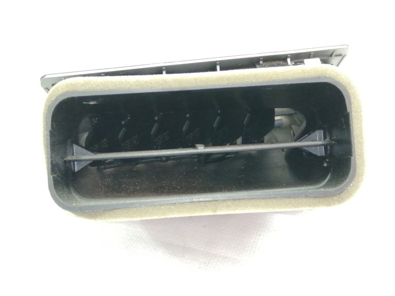 Recambio de rejilla aireadora para bmw serie 7 (e65/e66) 730d referencia OEM IAM 64228223334  