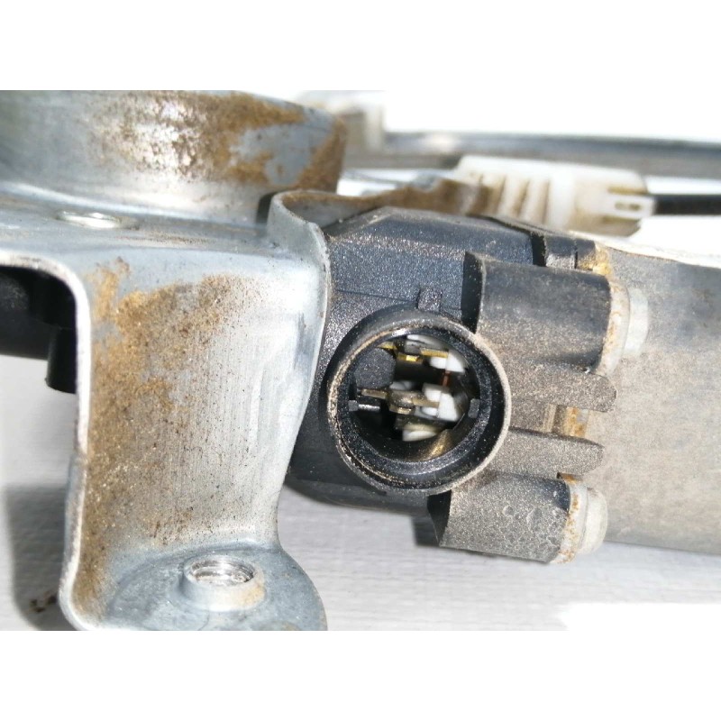 Recambio de elevalunas delantero derecho para nissan almera tino (v10m) acenta referencia OEM IAM 400698  