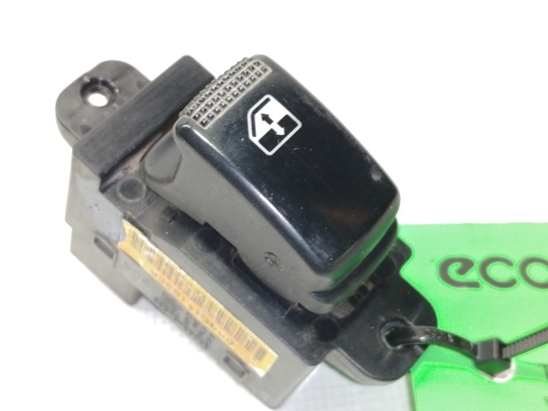 Recambio de mando elevalunas trasero izquierdo para kia rio 1.5 crdi ex1 referencia OEM IAM 935811G000  