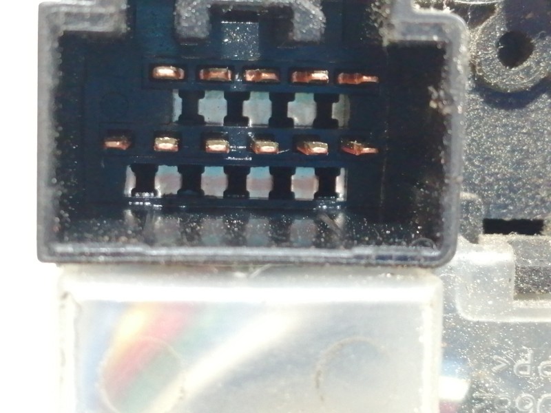 Recambio de mando limpia para mazda 5 berl. (cr) 2.0 crtd active+ (105kw) referencia OEM IAM 17D682  