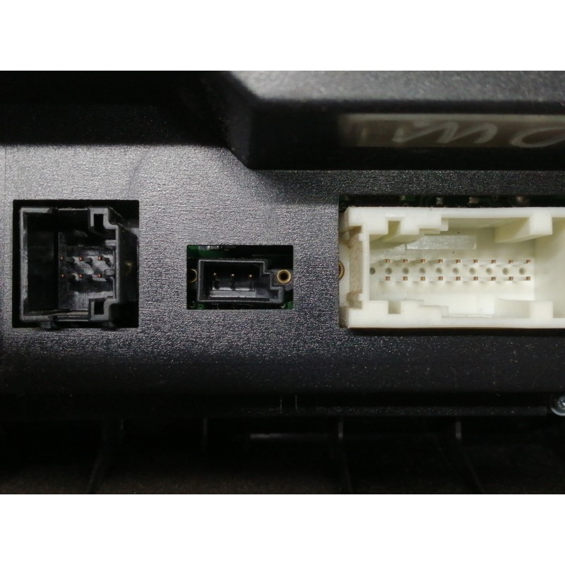 Recambio de mando calefaccion / aire acondicionado para bmw x3 (e83) 2.0d referencia OEM IAM 64113443981 5HB00877713 EZC66V 