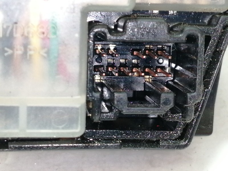 Recambio de mando luces para mazda 5 berl. (cr) 2.0 crtd active+ (105kw) referencia OEM IAM 17D682  