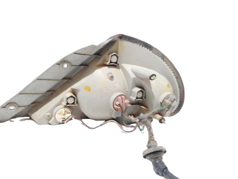 Recambio de piloto trasero izquierdo para kia sephia ll básico referencia OEM IAM   