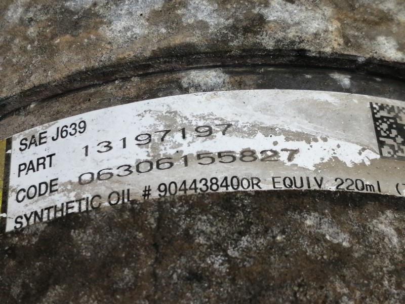 Recambio de compresor aire acondicionado para opel vectra c berlina elegance referencia OEM IAM 13197197  