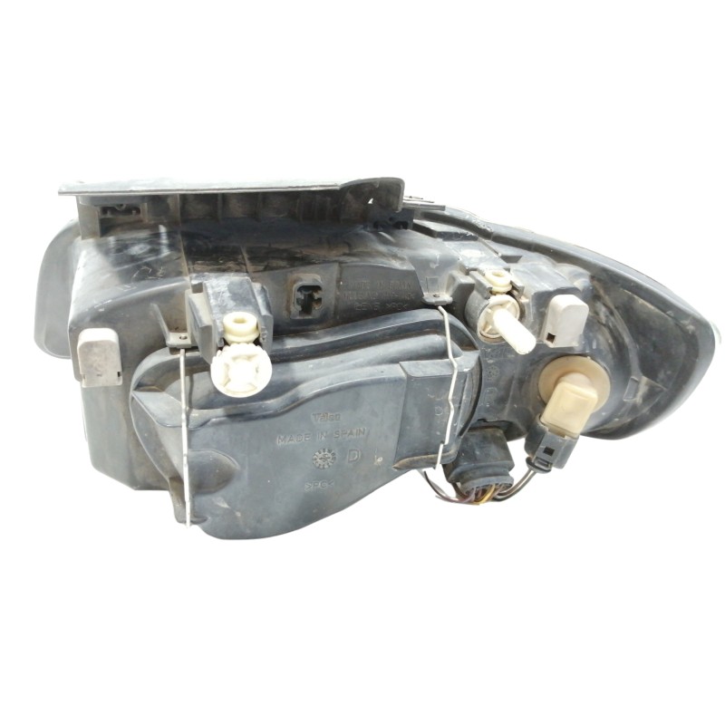 Recambio de faro derecho para seat cordoba berlina (6k2) signo referencia OEM IAM 04HCRPL02A  