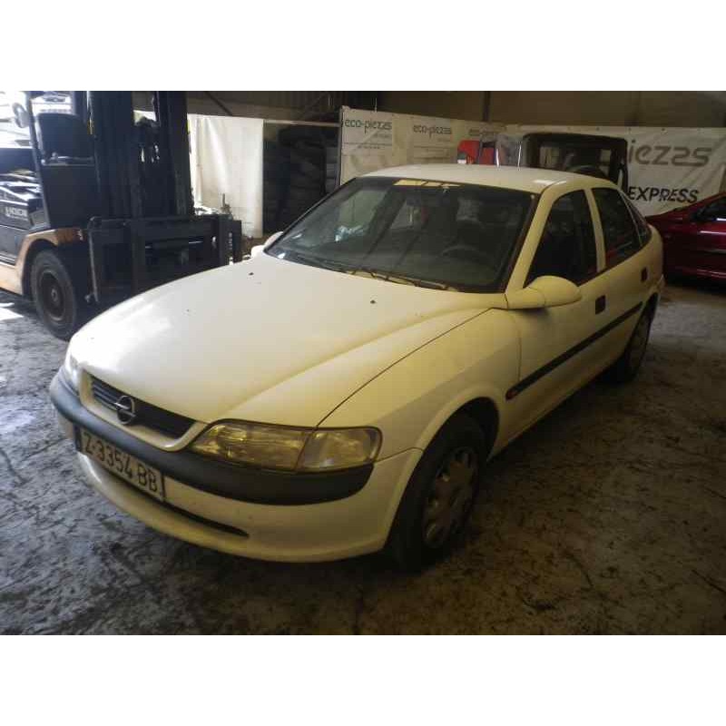 OPEL VECTRA B BERLINA
