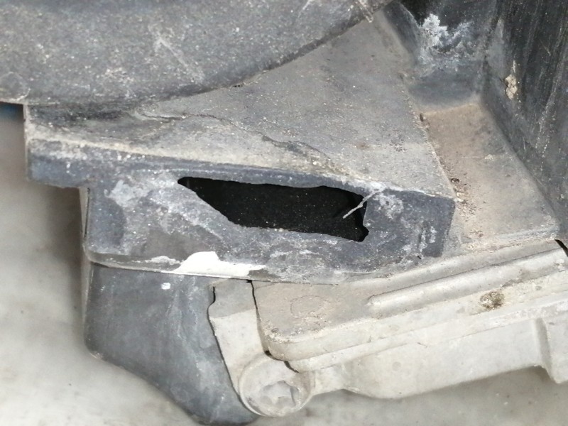 Recambio de faro derecho para volkswagen scirocco (137) 2.0 tdi (103kw) referencia OEM IAM 1K8941032D 4L0907391 / 89034934 / 893