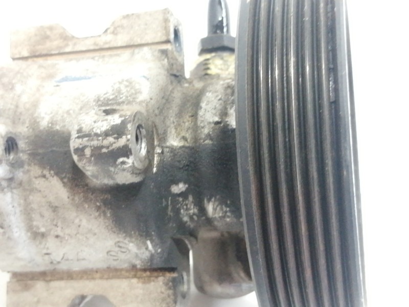 Recambio de bomba direccion para citroën xsara berlina 1.9 td sx referencia OEM IAM 26072536  