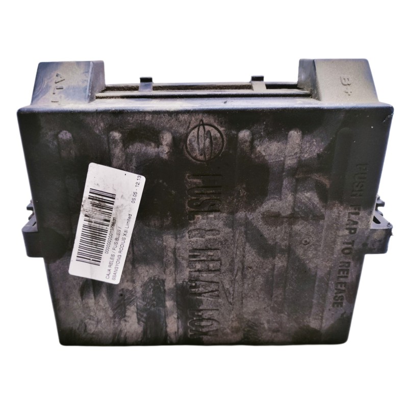 Recambio de caja reles / fusibles para ssangyong rodius xdi limited referencia OEM IAM 110505 A120 0119 0120 