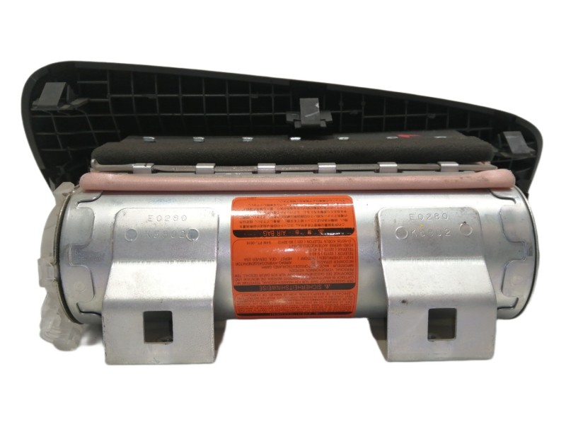 Recambio de airbag delantero derecho para ford ranger (eq) extrakabine 4x4 referencia OEM IAM UH81H09  