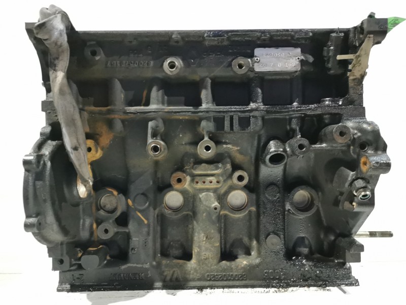 Recambio de bloque para renault laguna ii grandtour (kg0) dynamique referencia OEM IAM   BLOQUE MOTOR CON CIGUEÑAL