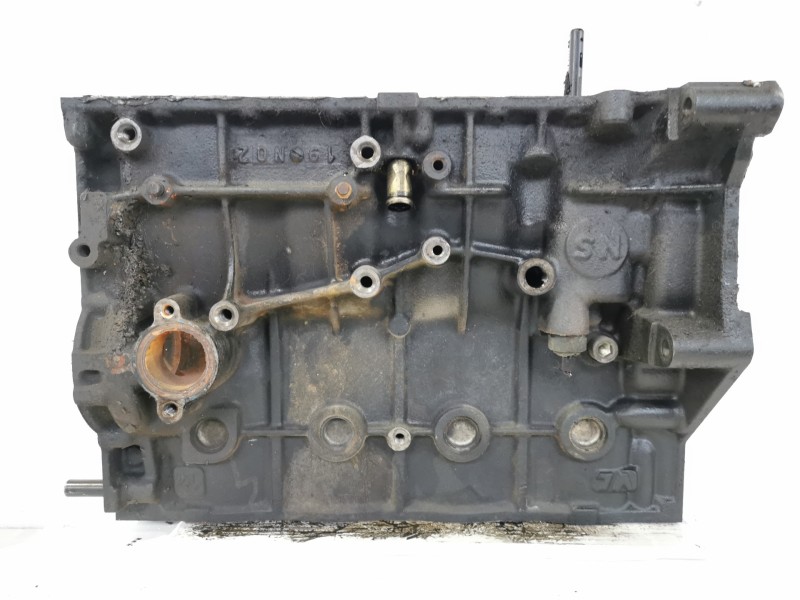 Recambio de bloque para citroën c8 2.0 hdi x referencia OEM IAM   BLOQUE MOTOR DESNUDO