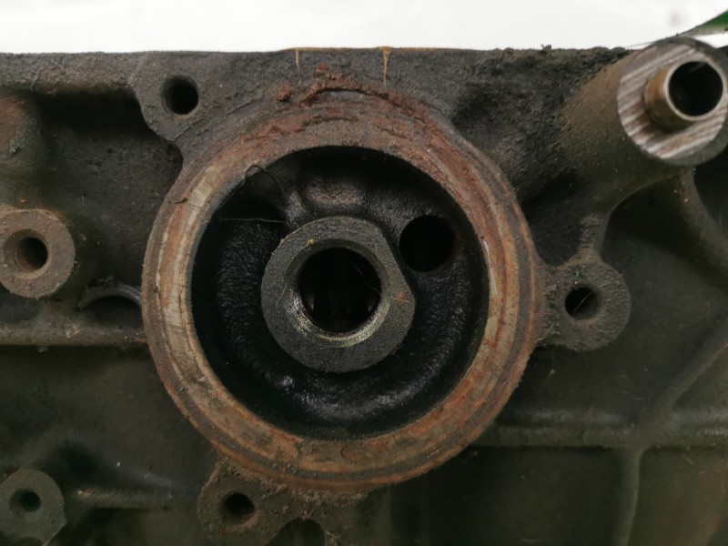 Recambio de bloque para citroën c8 2.0 hdi x referencia OEM IAM   BLOQUE MOTOR DESNUDO