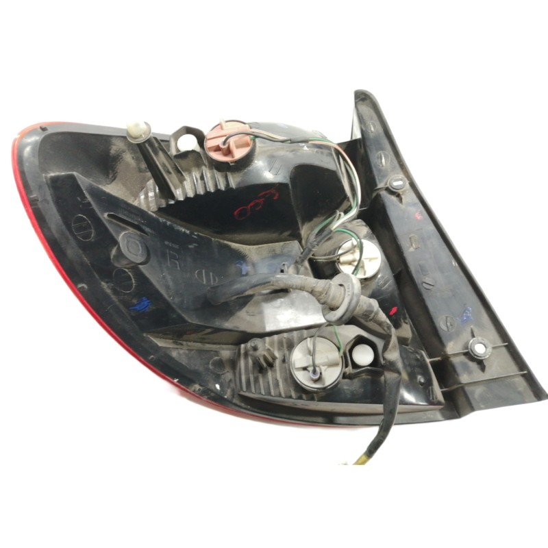 Recambio de piloto trasero derecho para kia rio ls berlina (5-ptas.) referencia OEM IAM   