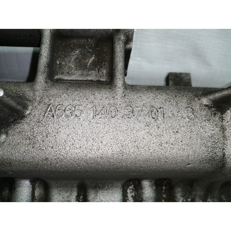 Recambio de colector admision para ssangyong rodius xdi limited referencia OEM IAM A6651403701  