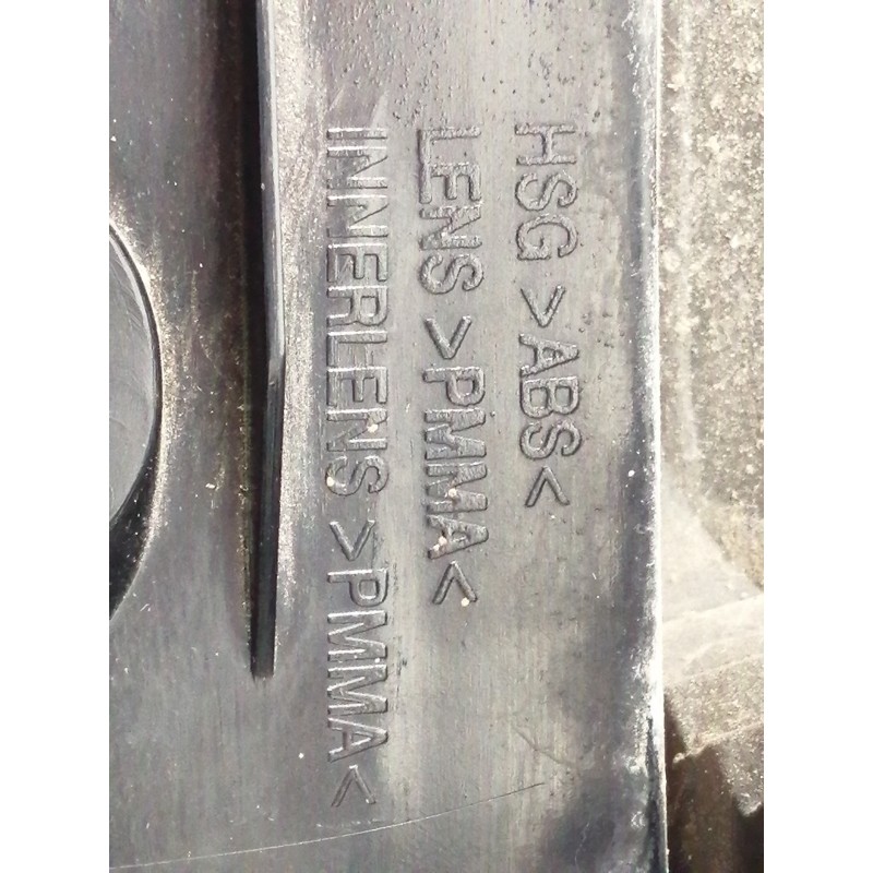 Recambio de piloto trasero derecho para kia rio ls berlina (5-ptas.) referencia OEM IAM   