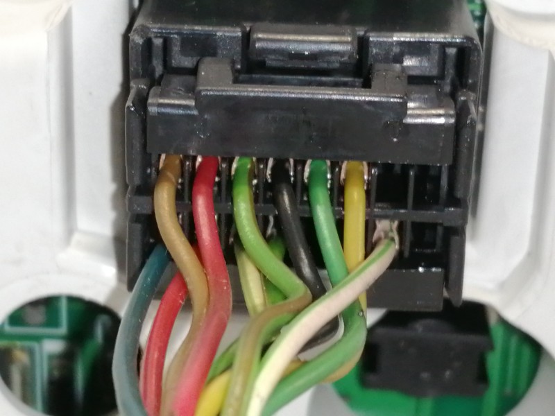 Recambio de cuadro instrumentos para ssangyong rodius xdi limited referencia OEM IAM 8020021104 77130611 