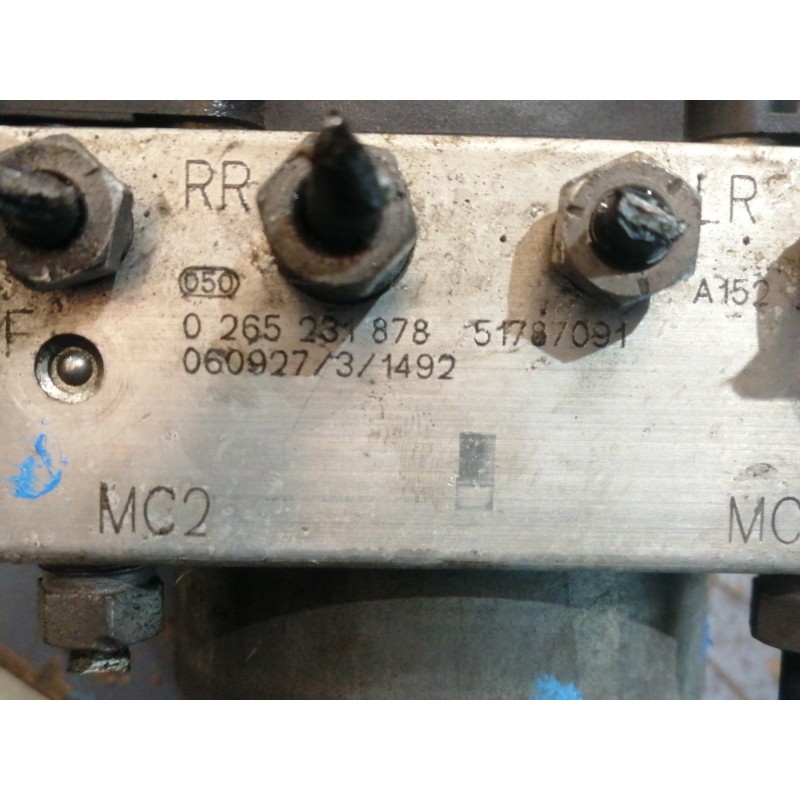 Recambio de abs para fiat grande punto (199) 1.4 referencia OEM IAM 0265231878 51787091 0265800598