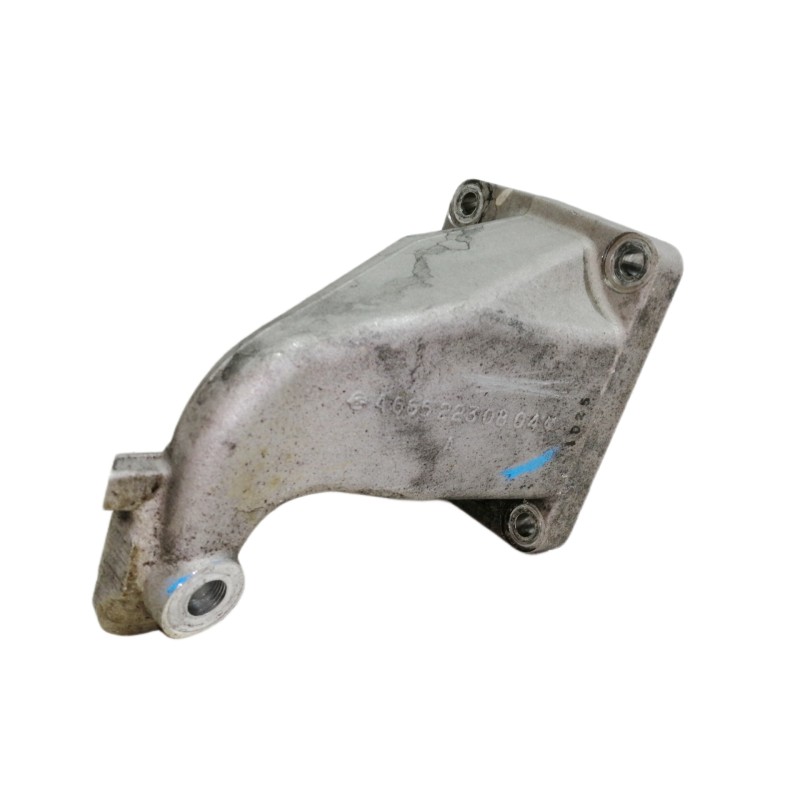 Recambio de soporte motor derecho para ssangyong rodius xdi limited referencia OEM IAM A6652230804  