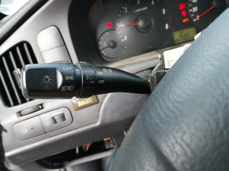 Recambio de mando intermitentes para hyundai elantra (xd) 2.0 crdi comfort (4-ptas.) referencia OEM IAM GKFL3283AA  