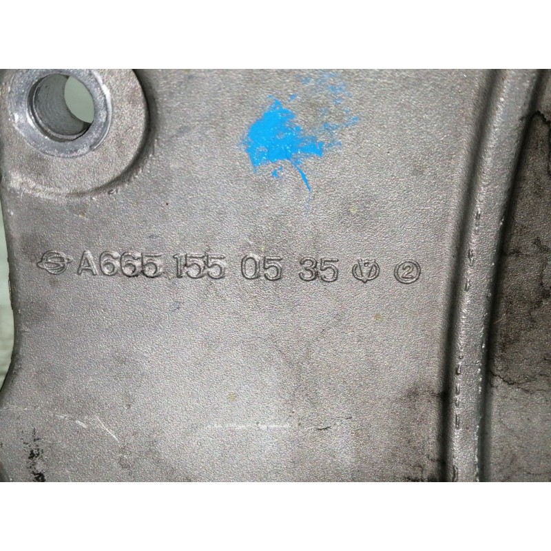 Recambio de soporte alternador para ssangyong rodius xdi limited referencia OEM IAM A6651550535  