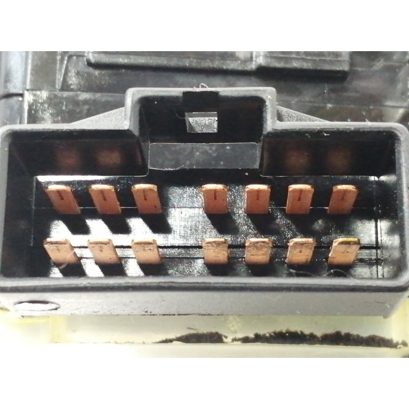 Recambio de mando limpia para hyundai elantra (xd) 2.0 crdi comfort (4-ptas.) referencia OEM IAM   