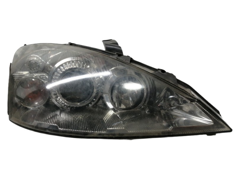Recambio de faro derecho para ford focus berlina (cak) ambiente referencia OEM IAM 2M5113100DC 246790RH / 5DV00829000 1EL2460451