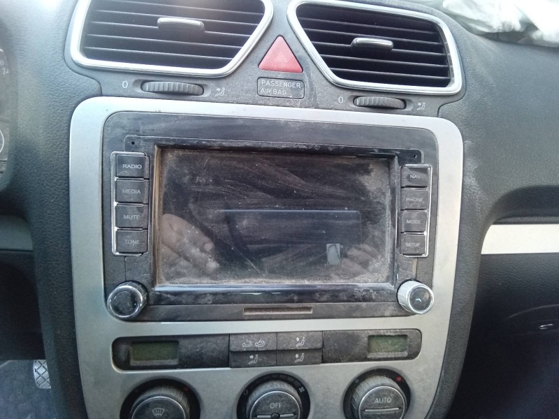 Recambio de pantalla multifuncion para volkswagen scirocco (137) 2.0 tdi (103kw) referencia OEM IAM   SISTEMA AUDIO / NAVEGADOR