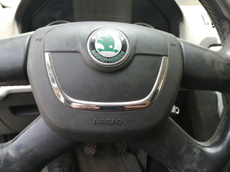 Recambio de airbag delantero izquierdo para skoda octavia berlina (1z3) ambition referencia OEM IAM 1Z0880201AH 62218052A 