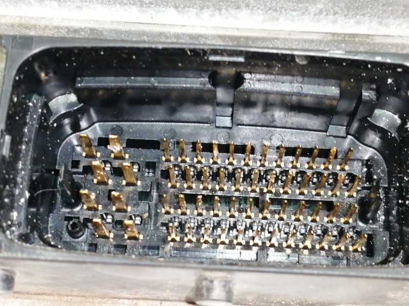 Recambio de centralita motor uce para opel meriva 1.7 16v cdti referencia OEM IAM   