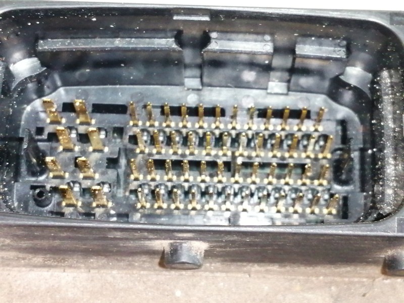 Recambio de centralita motor uce para opel meriva 1.7 16v cdti referencia OEM IAM   