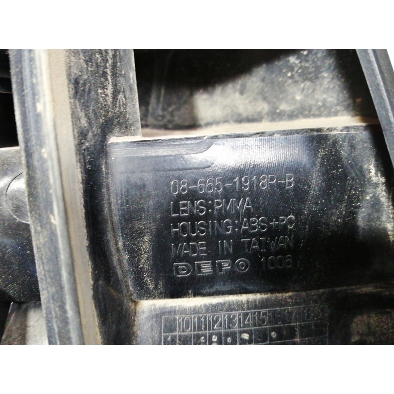 Recambio de piloto trasero derecho para skoda octavia berlina (1z3) ambition referencia OEM IAM 086651918R  