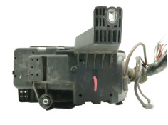 Recambio de caja reles / fusibles para volvo s60 berlina 2.4 d referencia OEM IAM 30728132 V23134A52X345 9441160 2