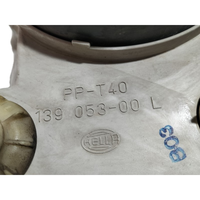 Recambio de faro izquierdo para volkswagen vento (1h2) gl referencia OEM IAM 13905300L  