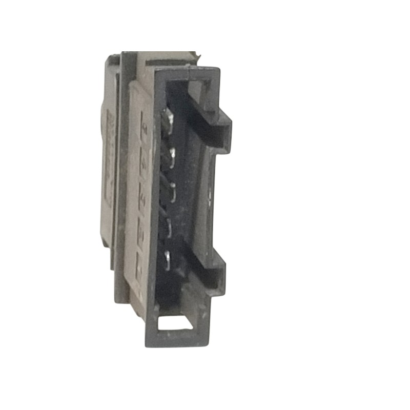 Recambio de retrovisor derecho para volkswagen vento (1h2) gl referencia OEM IAM   