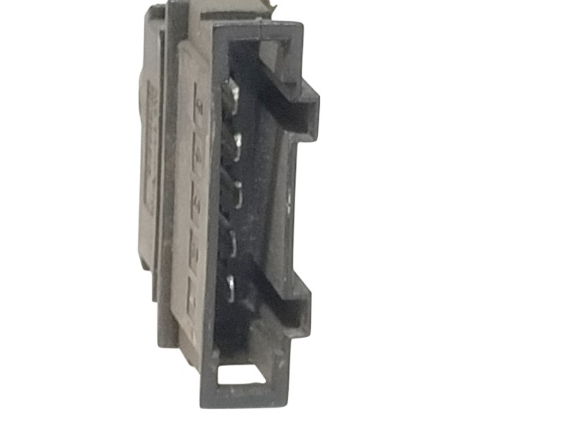 Recambio de retrovisor derecho para volkswagen vento (1h2) gl referencia OEM IAM   