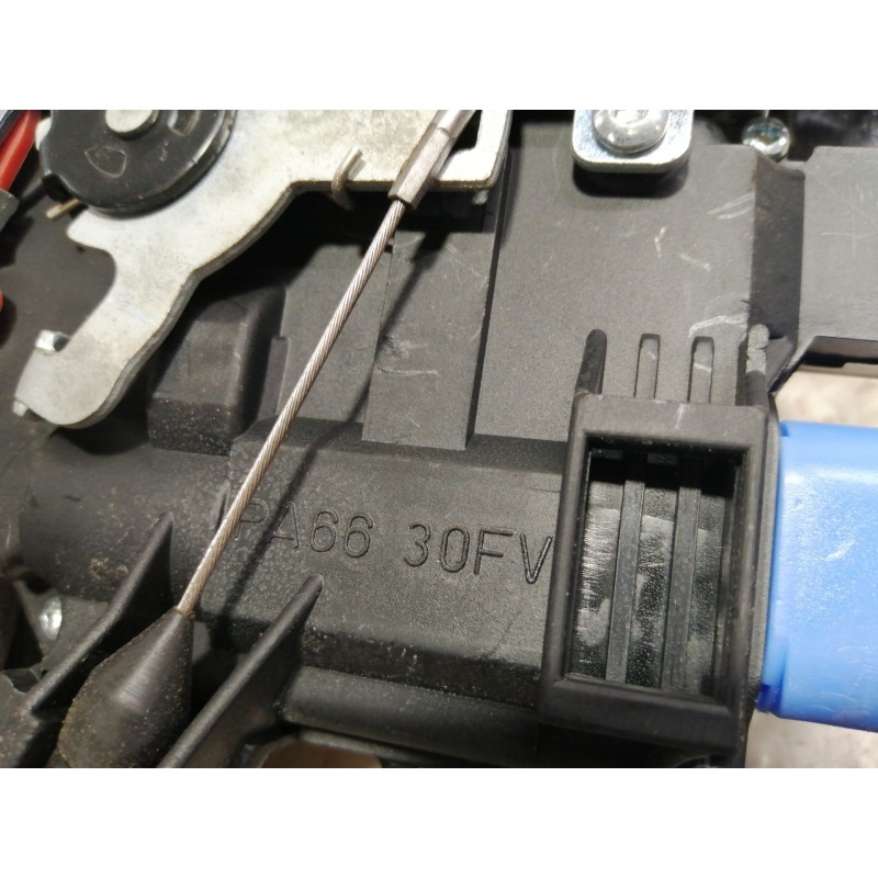 Recambio de cerradura puerta delantera derecha para skoda octavia berlina (1z3) 1.9 tdi referencia OEM IAM PA6630FV  