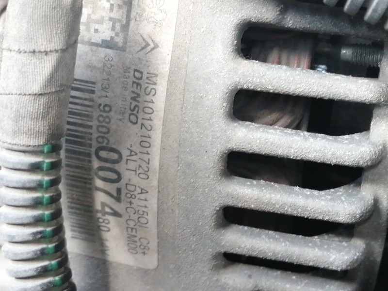 Recambio de alternador para peugeot 208 access referencia OEM IAM 9806007480  DE BORNE Y ENCHUFE