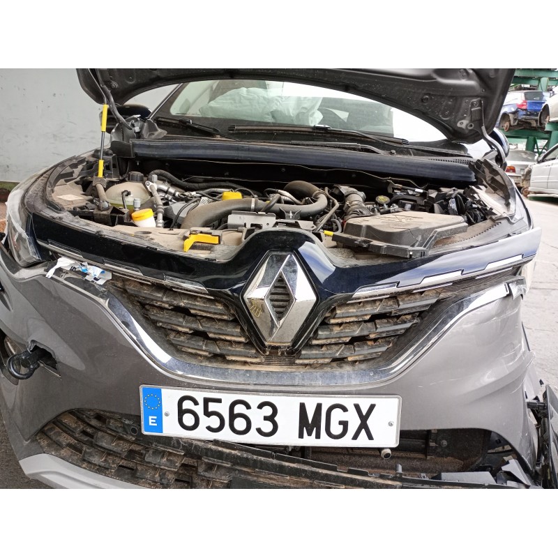 Recambio de rejilla delantera para renault captur ii referencia OEM IAM   